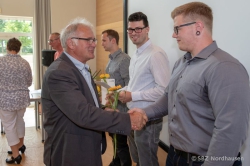 180611 Zeugnis Bs 043