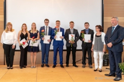 180623 Zeugnis Bg18 221