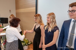 180623 Zeugnis Bg18 203