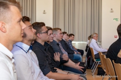 180628 Zeugnis Fo18 035