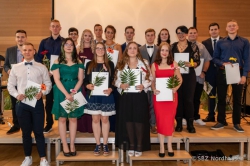 210709 Zeugnis Bg21 083