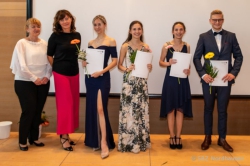210709 Zeugnis Bg21 146