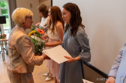 210714 Zeugnis Fo21 236