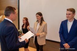 210714 Zeugnis Fo21 199